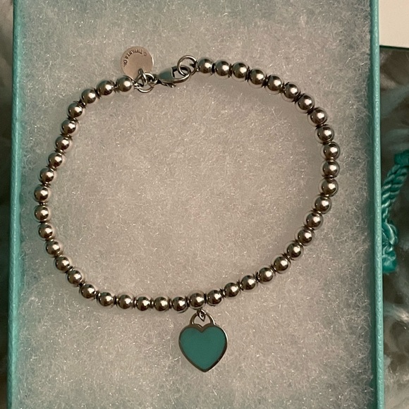 Authentic Tiffany and Co. blue heart tag bead bracelet 4mm size small - Picture 6 of 7